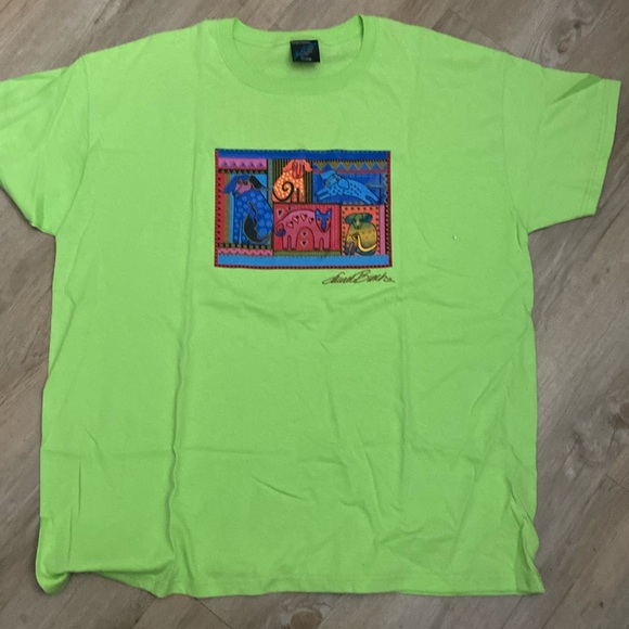 Laurel Burch T-shirt! New without tags! - Picture 2 of 6